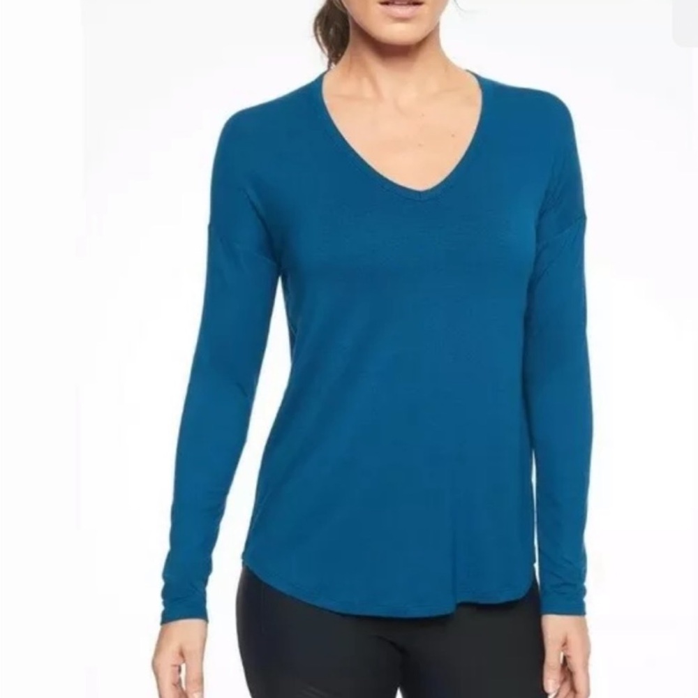 Athleta Cloudlight Relaxed Long Sleeve Top size large